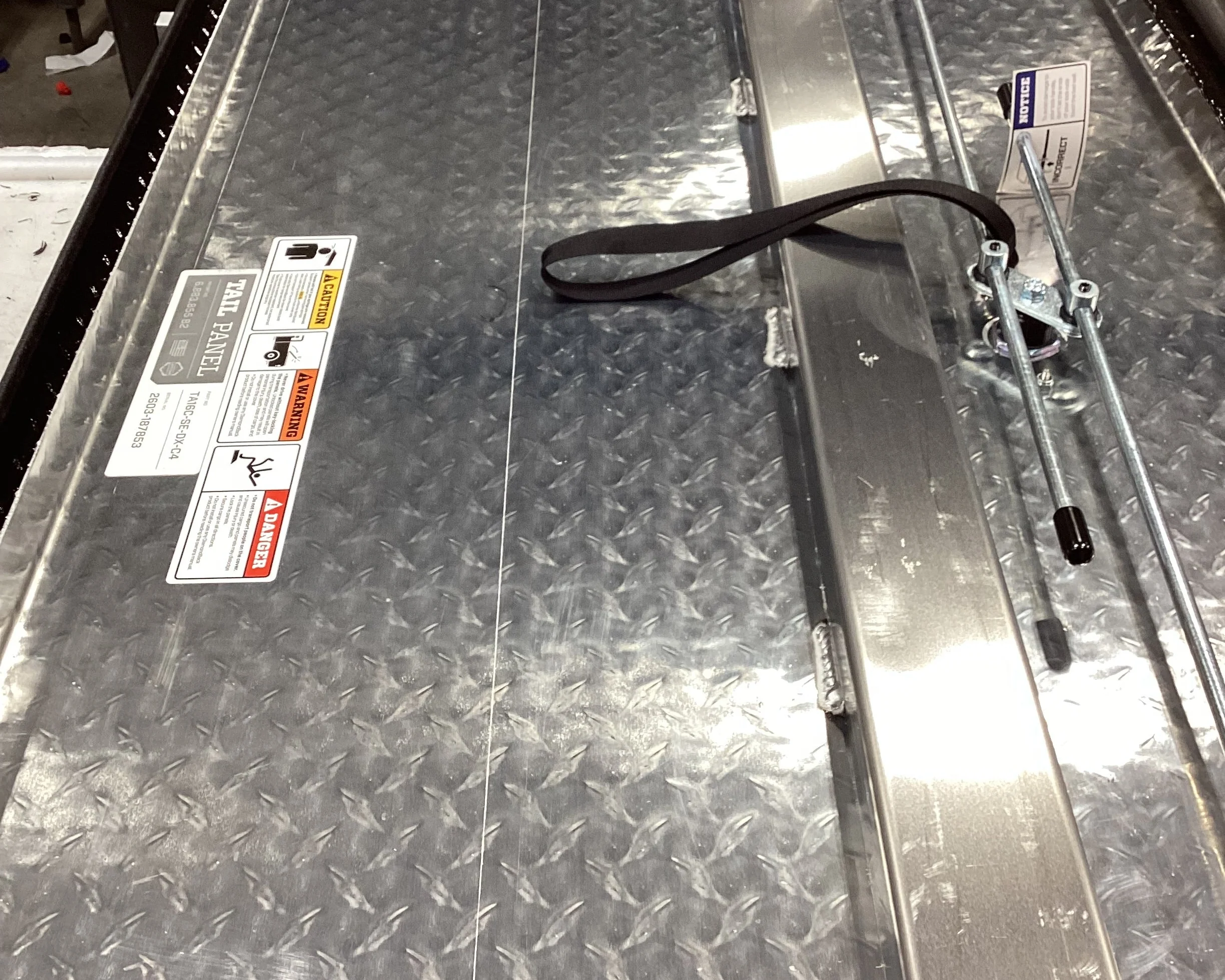 Outlet DiamondBack SE - Image 2